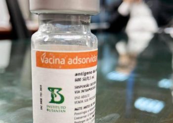 Anvisa libera importação de matéria-prima da Coronavac, vacina chinesa que será produzida pelo Butantan