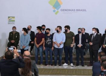 Governo lança programa para mapear genoma de 100 mil brasileiros