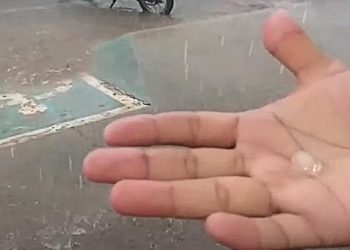 Chuva de granizo surpreende moradores de Tucuruí, no Pará