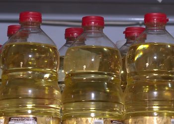 Preço do óleo de cozinha sofre sete reajustes nos últimos meses, aponta Dieese