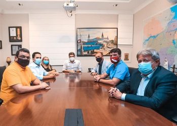 Governador recebe prefeito eleito de Altamira e de outras cidades do Pará.