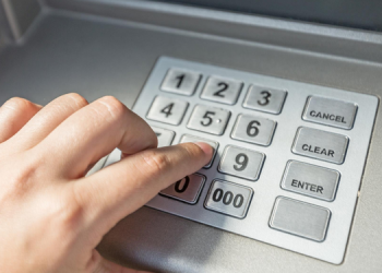 Bancos abrem de manhã na véspera do Natal