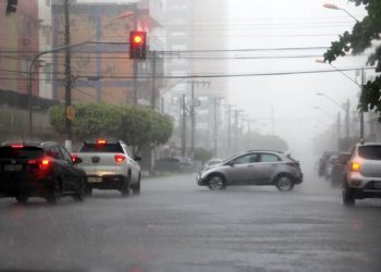 Detran alerta condutores à direção mais atenciosa por causa do aumento das chuvas