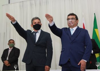 Prefeito Claudomiro Gomes toma posse em Altamira e anuncia seu secretariado