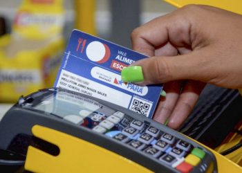 De forma escalonada, 7ª recarga do vale-alimentação escolar é liberada para estudantes da rede estadual