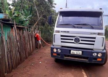 Prefeitura de Altamira começa a recolher lixo e fornecer água aos moradores