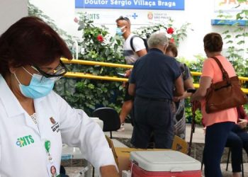 MP recebe mil denúncias de fura-fila na vacinação contra covid-19