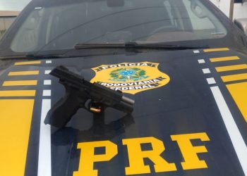 Duas armas de fogo são apreendidas pela Polícia Rodoviária Federal de Santarém