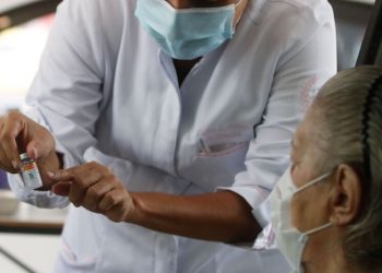 Saiba quais são seus direitos no momento da vacinação