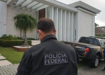 Policiais mantêm mobilização para paralisação