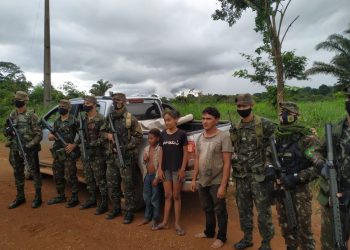 Pai e os dois filhos são resgatados de área de mata no Pará, após cinco dias perdidos