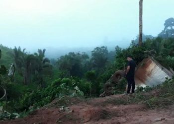Acidente com caminhão na Transamazônica deixa um morto e dois feridos