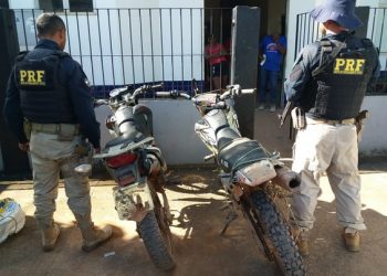 PRF realiza fiscalização em Anapu e Brasil Novo e recupera cinco motos roubadas.