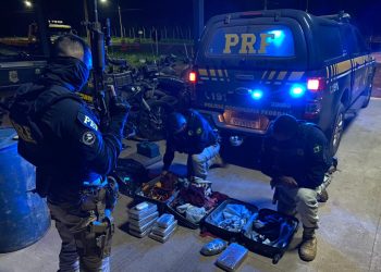 PRF apreende 9kg de maconha durante fiscalização a ônibus, em Santarém, no Pará