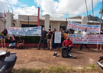 Concursados fazem protesto em Altamira