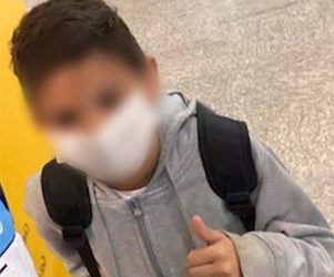 Menino que fugiu de casa e viajou de Manaus a SP ficou perto de adultos para embarcar em voo