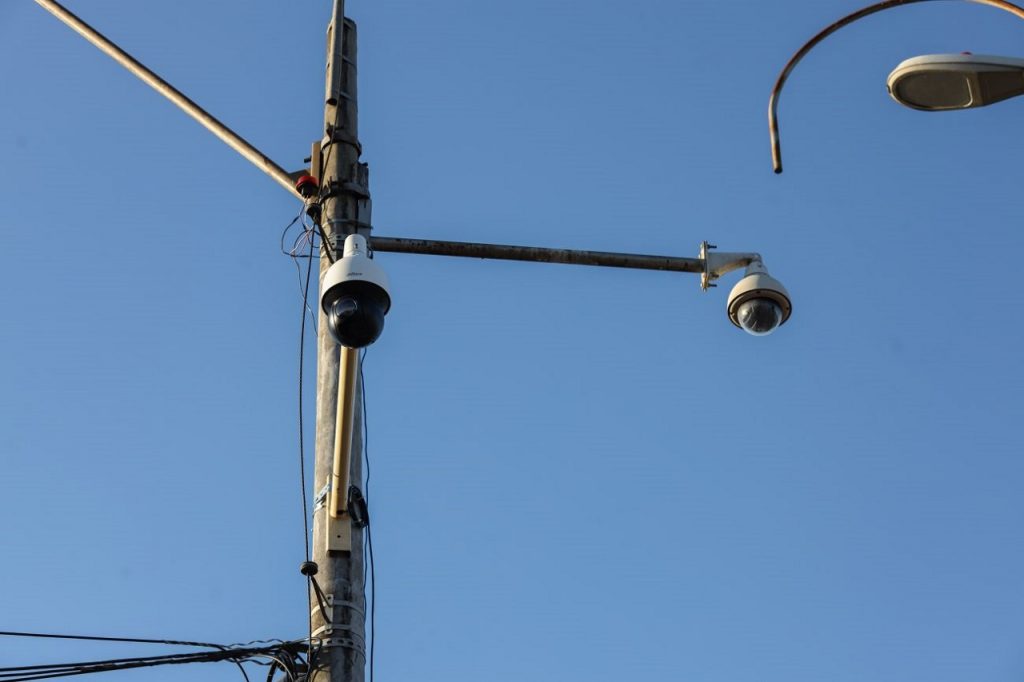 Exemplar de câmera de monitoramento em Altamira