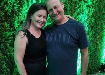 Casal morre ao mesmo tempo, mas em lugares e por causas diferentes; entenda