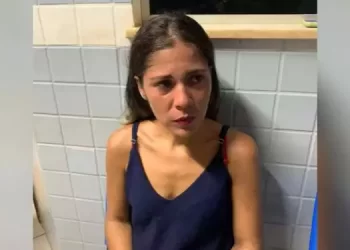 Maria Sodré Menezes, de 31 anos, tentou se esconder dentro de um freezer, no quintal de uma casa, no trevo que liga Goianésia do Pará ao município de Tucuruí, mas foi presa pela Polícia Militar. (Foto: Divulgação)