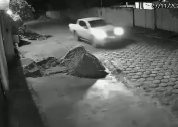 O 2º sargento Leandro Duayne Araújo da Silva estaria acompanhado do 2º sargento Serafim Lima Feitosa e do engenheiro Jair (Raprodução / Redes Sociais)