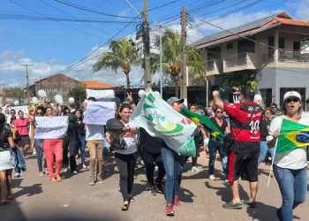 Profissionais da enfermagem protestam por piso salarial (Ândria Almeida)