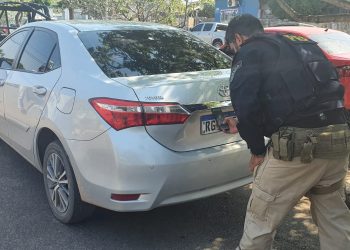 O veículo foi apreendido. Foto: Reprodução/PRF