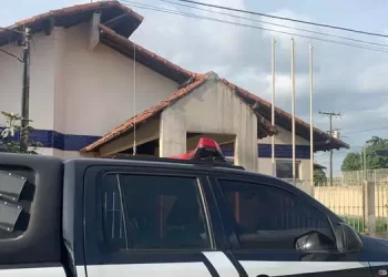 Policiais civis da Delegacia de Tailândia investigam o estupro de uma menina de 5 anos de idade, ocorrido naquele município do nordeste do Pará (Cleyton Rogerio / Portal Tailândia)
