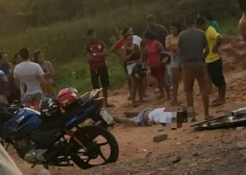 Acidente aconteceu na tarde de domingo (20) — Foto: Redes Sociais