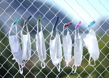 Uso de máscara volta a ser obrigatório em aeroportos. (Foto: Marcelo Camargo/Agência Brasil)