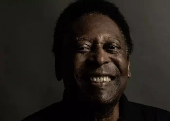 Despedida do Rei será no Estádio que o consagrou para o futebol (Reprodução / Instagram @pele)