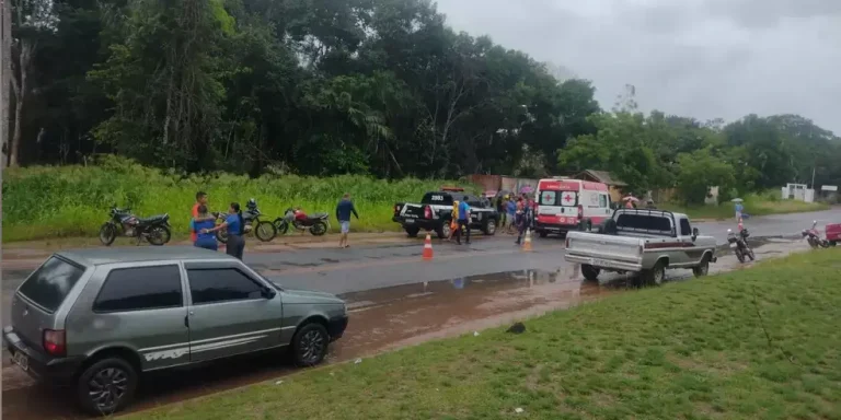 Acidente aconteceu na manhã desta quinta-feira, 29 de dezembro. (Reprodução / Redes Sociais)