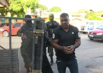 Foragido da Justiça por homicídio no RJ é preso em abordagem da Polícia Militar em Santarém