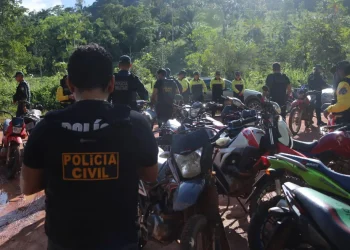 Operação integrada de forças de segurança e órgãos de trânsito — Foto: Polícia Civil / Divulgação