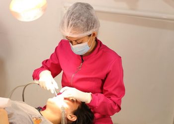 Limpeza Dentária e Saúde: Guia Completo para uma Boca Saudável