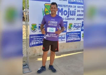 Rosinaldo Lima Carneiro, de 40 anos, morreu após receber uma descarga elétrica de alta tensão enquanto trabalhava — Foto: Redes sociais