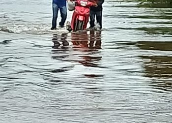 Cheia do rio Ituna ameaça isolar comunidades no sudeste do Pará