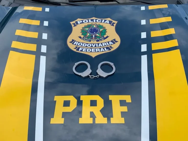 PRF prende homem procurado por tráfico internacional de drogas. — Foto: Divulgação