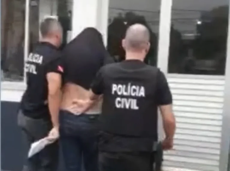 Médico suspeito de violência sexual foi preso e levado para a Delegacia de Breu Branco, no Pará — Foto: TV Liberal/Reprodução