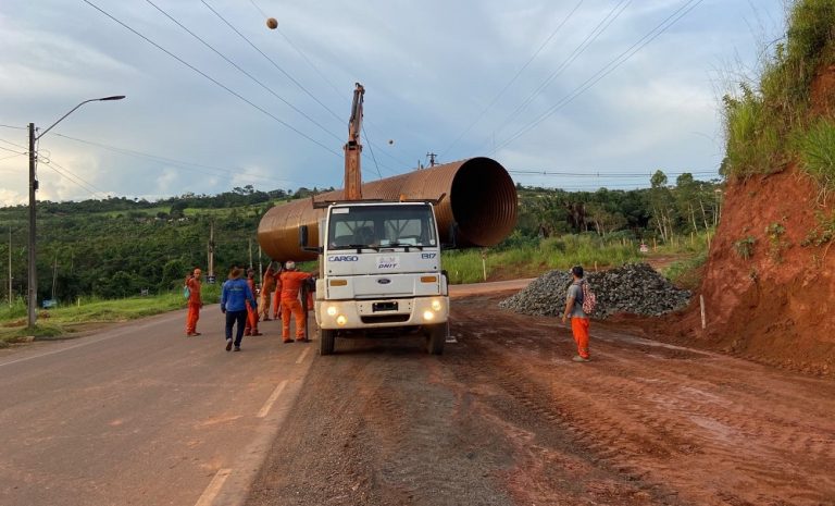 Tubulação para obras que ocorrem em Altamira, no sudoeste do Pará.
