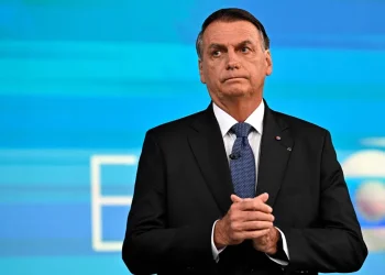 CGU pune servidor que vazou dados da vacinação de Jair Bolsonaro