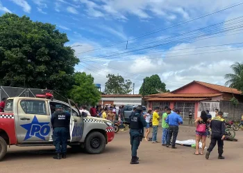 Motociclista morre após tentar ultrapassar camionete pela direita
