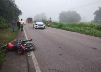 O Corpo de Bombeiros constatou a morte de motociclista ainda no local do acidente. (Reprodução / Redes sociais)