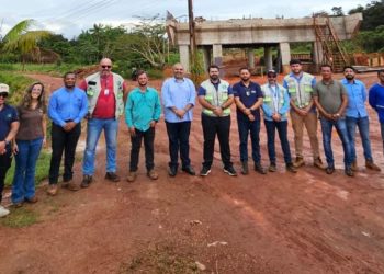 Servidores do Dnit e da Prefeitura de Rurópolis estiveram no local onde o serviço será realizado. Foto: PMR