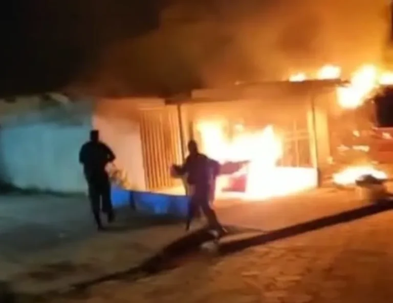 Casas pegam fogo em cidade no interior do Pará. — Foto: Reprodução