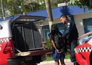 Antes da destruição, a jovem gravou um vídeo e postou em uma rede social falando que iria deixar de ser ficha limpa. (Rede social)