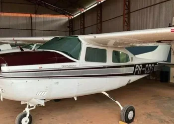 Dupla rouba avião em garimpo em Itaituba e faz pouso forçado próximo ao Amazonas (Reprodução / Portal Giro)