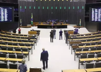 Estão sendo ofertadas 749 vagas, sendo 140 de preenchimento imediato e outras 609 para formação de cadastro de reserva (Reprodução/Bruno Spada/Câmara dos Deputados)