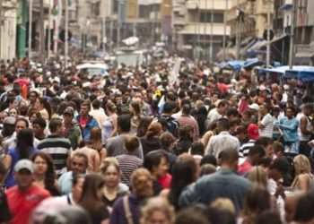 Pesquisa mostra que 31% dos brasileiros precisam complementar renda