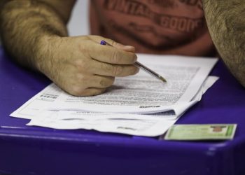 Mais de 1 milhão de candidatos farão prova do Encceja 2023 no próximo domingo (27)