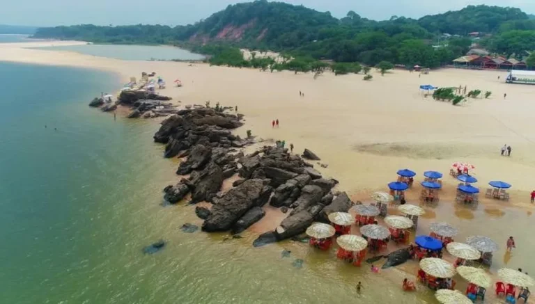 Praia de Ponta de Pedras em Santarém, no Pará — Foto: Prefeitura de Santarém/Divulgação